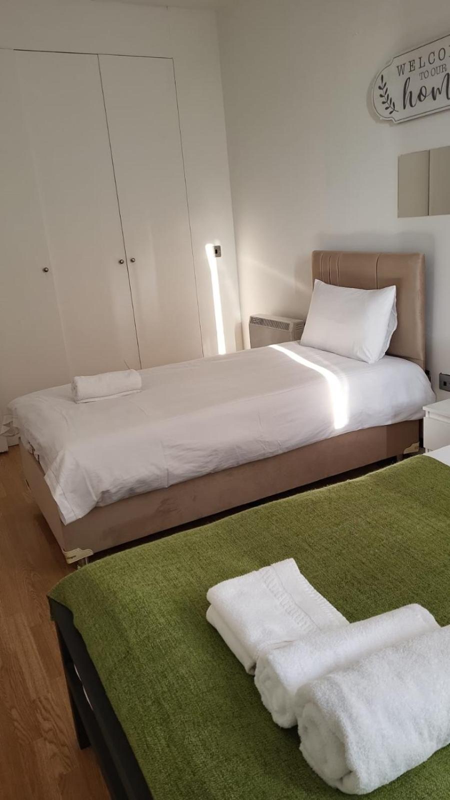 شقة Cosy Entire Flat In Whitechapel لندن المظهر الخارجي الصورة