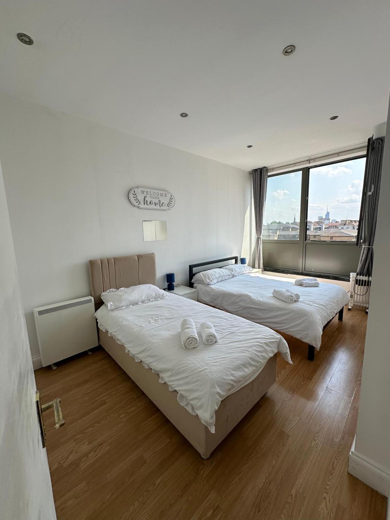 شقة Cosy Entire Flat In Whitechapel لندن المظهر الخارجي الصورة
